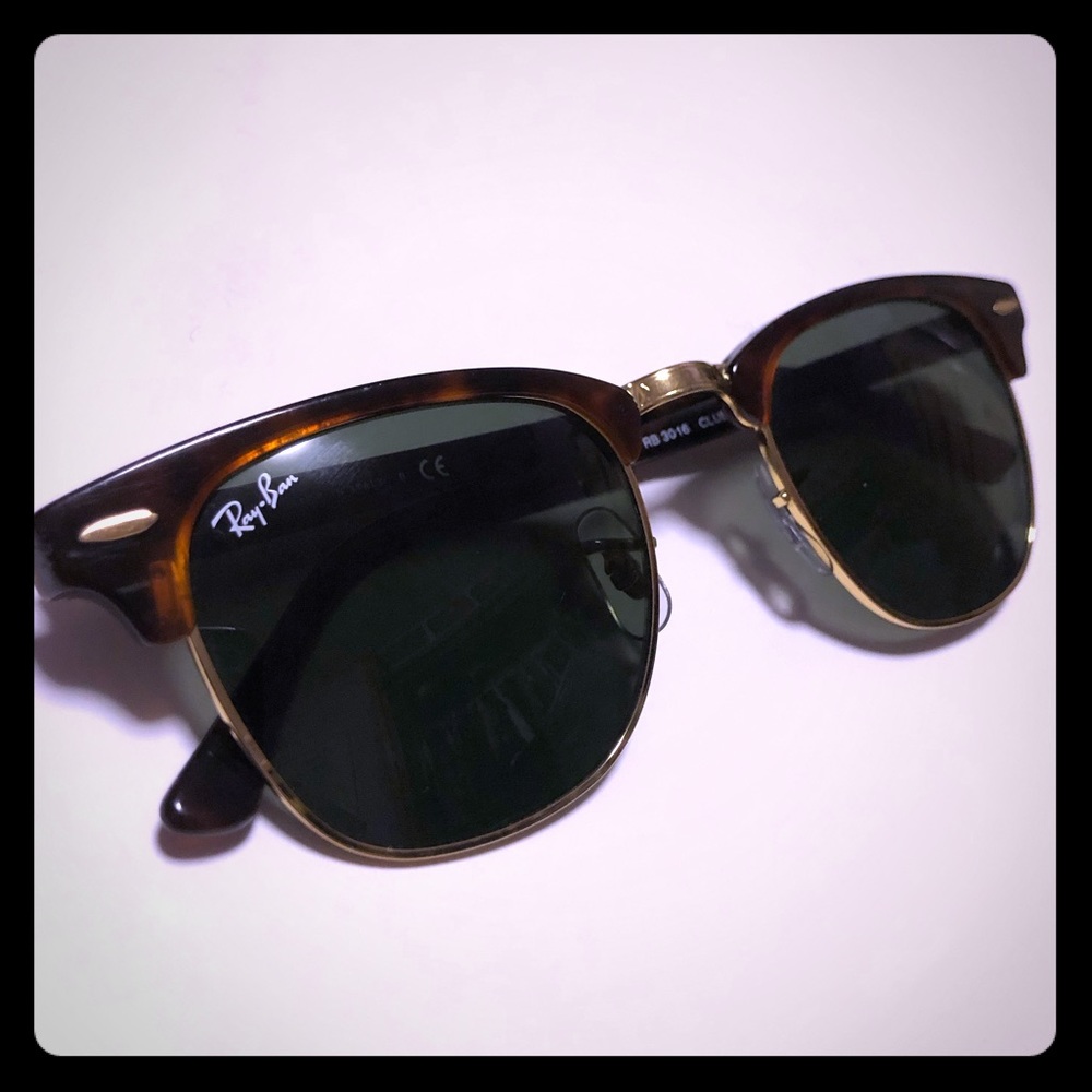 Ray-Ban’s club master classic sunglasses